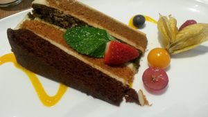 Vegan cake at Flax & Kale - Sant Pere Mes in Barcelona