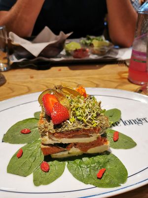 Raw lasagna and jackfruit tacos at Flax & Kale - Sant Pere Mes in Barcelona