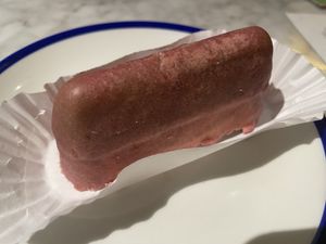 Pantera rosa  at Flax & Kale - Sant Pere Mes in Barcelona