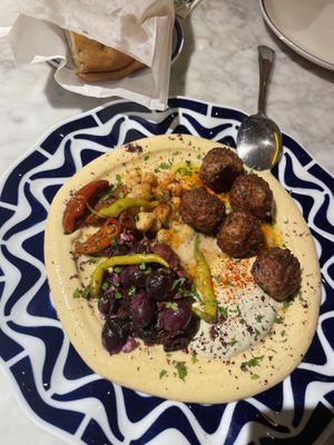 Starter: vegan meatballs, hummus, dips  at Flax & Kale - Sant Pere Mes in Barcelona
