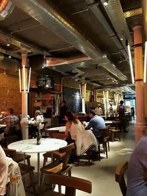 indoor at Flax & Kale - Sant Pere Mes in Barcelona