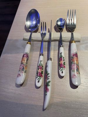 We were told that we can use any silverware at anytime - "no protocols" at El Invernadero de Rodrigo de la Calle in Madrid