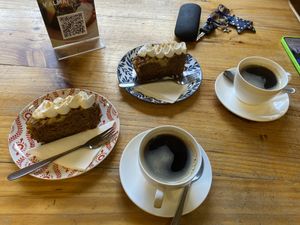 Carrot cake vegano, muy rico y una porción de muy buen tamaño   at Basilic Bistrot in Coyhaique