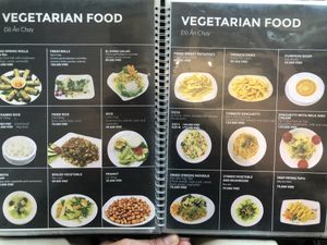 Both veg menu pages are shown: at HAN - El Domo - Int Terminal  in Hanoi