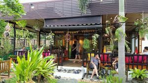 entrance at Chana Masala in Koh Phangan