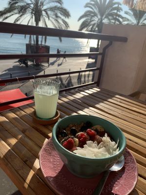 Acai at Aloha Cafe in Sesimbra