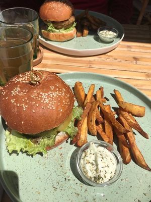 Aloha Burger  at Aloha Cafe in Sesimbra
