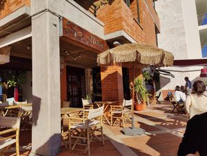  at Aloha Cafe in Sesimbra