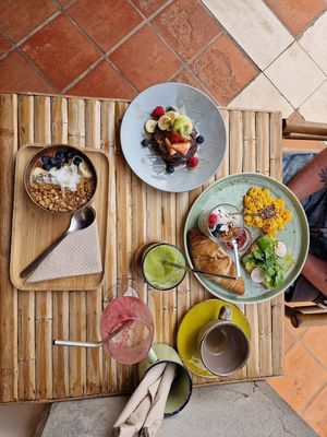  at Aloha Cafe in Sesimbra