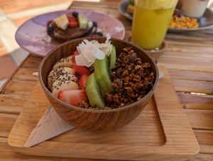 Acai bowl at Aloha Cafe in Sesimbra