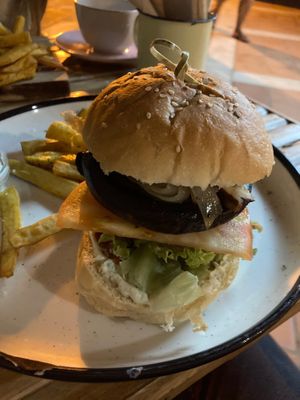   at Aloha Cafe in Sesimbra