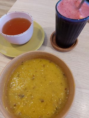  at Aloha Cafe in Sesimbra