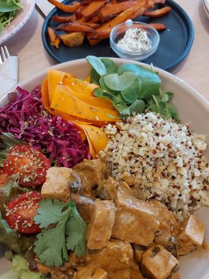  at Aloha Cafe in Sesimbra