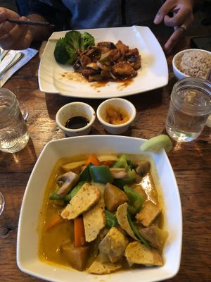 Chicken Curry and General Tso Chicken at Amituofo Vegan Cuisine in Brooklyn