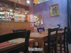 dining room at La Raccolta in Florence