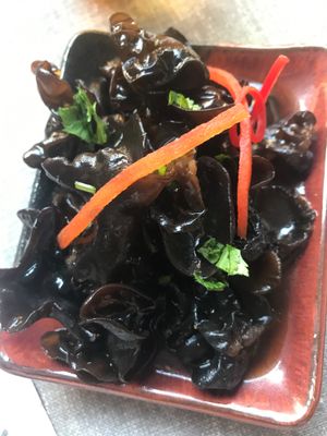 Mountain seaweed  at Ramen a Mano in Milan