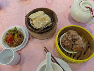 Dim sum breakfast at Treasure Vegetarian Restaurant 新聚寶素食 in Kowloon