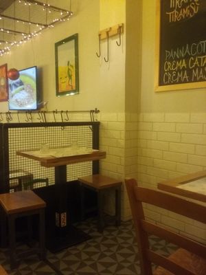 Indoor at Il Secchio e l'Olivaro in Rome