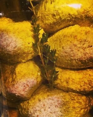 kishk al fouqara: formatge casolan vegan: home-made vegan cheese at Zizinia in Barcelona