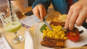 Vegan English breakfast at SweetFit in Bialystok