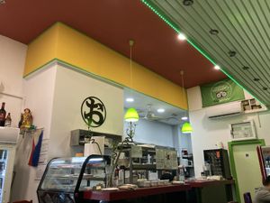 Small with good service  at Dareshasu in Tenerife