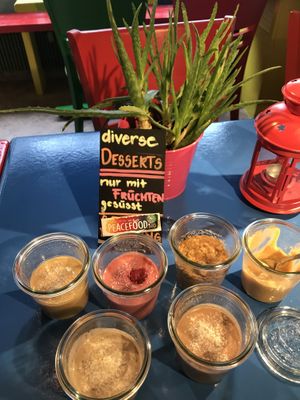 Desserts at Peacefood.Bio in Luzern