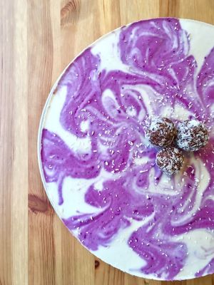 Our raw vegan swirl cakes :) at Anni's Bröselei in Vienna