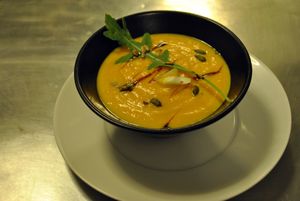 Creamy vegan soup of butternut and pumpkin at La Part du Colibri in Crest