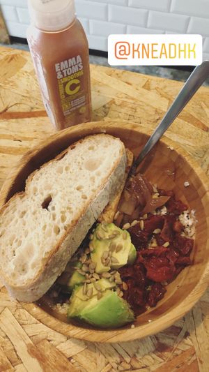 “Build Your Own” at Knead in Hong Kong Island