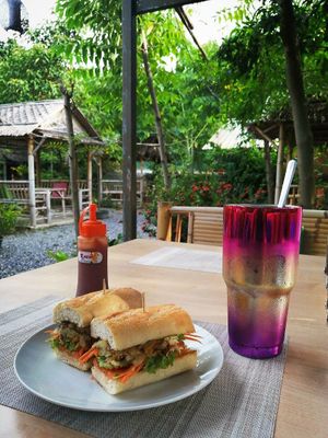 hash browns sandwiches at Homemade Burgers and Sandwiches in Koh Samui