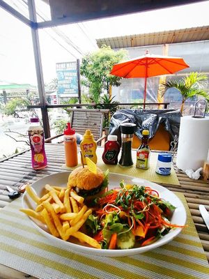 vegan set at Homemade Burgers and Sandwiches in Koh Samui