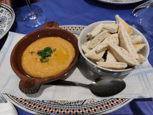 Hummus with bread at Al-Zahra in Ronda