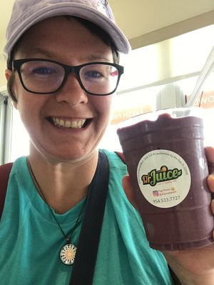 Açai smoothie - yummy 😋  at Dr. Juice in Lauderdale-by-the-sea