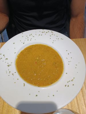 Crema de lenteja at Alive in Barcelona