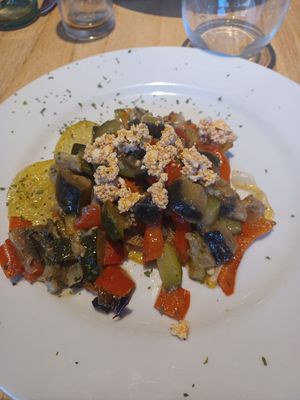 Verduras, patatas y tofu at Alive in Barcelona