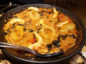 Vegan paella at Alive in Barcelona