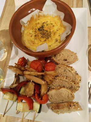 Entrant at Alive in Barcelona