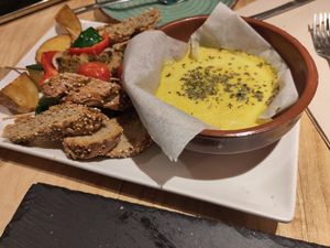 Cheese Fondue with seitan skewers at Alive in Barcelona