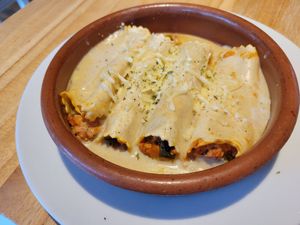 Vegan tuna cannellonies at Alive in Barcelona