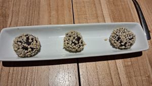 Chocolate and hazelnuts truffles at Alive in Barcelona