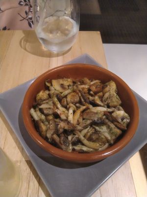 Garlic mushrooms at Alive in Barcelona