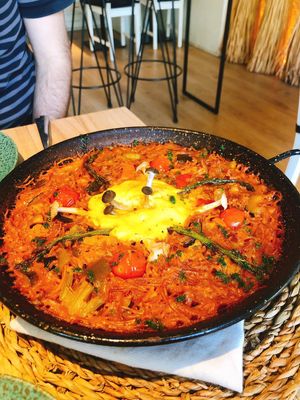 Fideuá, espectacular at Alive in Barcelona