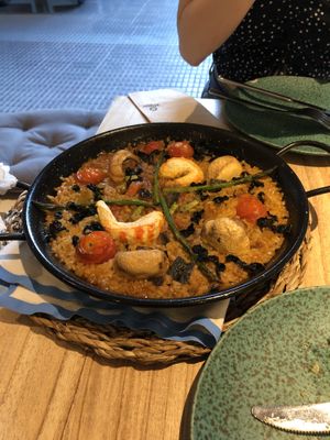 32€ for this Portion for „two“ at Alive in Barcelona