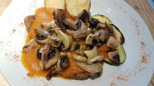 Seitan fricasse at Alive in Barcelona