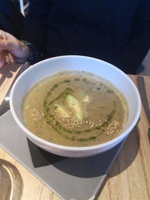 Zucchini and avocado purée at Alive in Barcelona