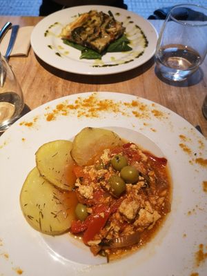 Tofu (front) and quiche (back) from the daily menu at Alive in Barcelona