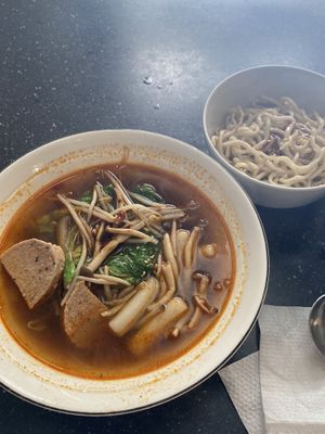   at Xiǎng Shū ZhíRén 饗蔬職人- VegesM - North District - Maybe closed in Taichung