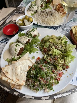 Falafels, tabouleh and salad   at La Cabra en el Tejado in Madrid