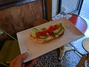 vegan toast at La Cabra en el Tejado in Madrid