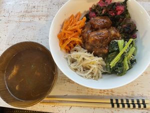 Okara konjac bibimbap.🌱 at Grains in Nagoya